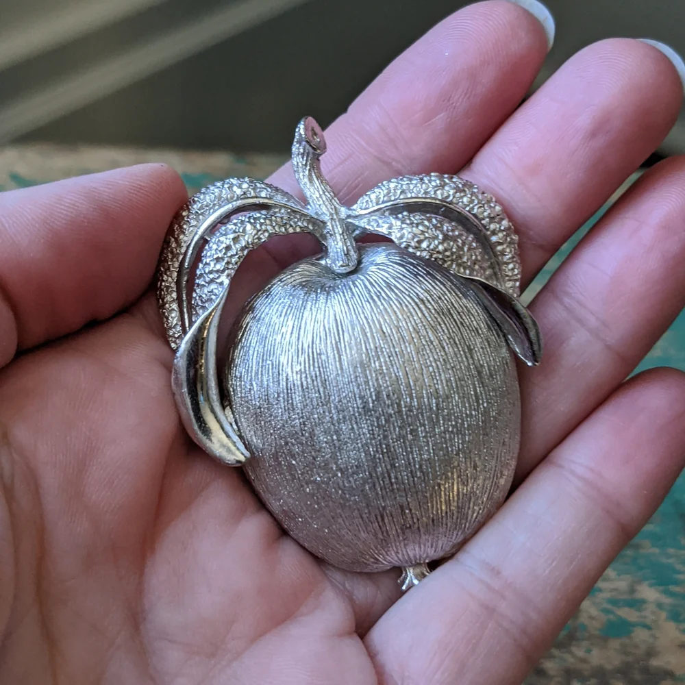 Vintage Sarah Coventry Silver-Tone Apple Brooch Pin with Necklace Pendant